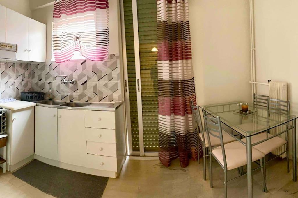 דירות קלמאטה B&J City Center מראה חיצוני תמונה